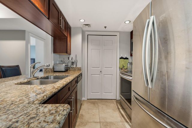3525 Sage Road 1412, Houston, TX 77056