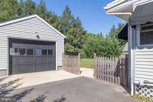 606 GROVE ST, Haddonfield, NJ 08033
