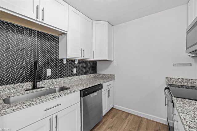 145 Paladin DR, Virginia Beach, VA 23452