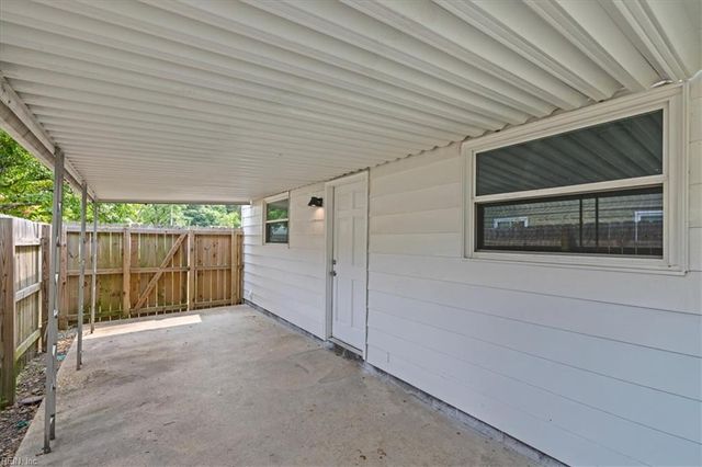 145 Paladin DR, Virginia Beach, VA 23452