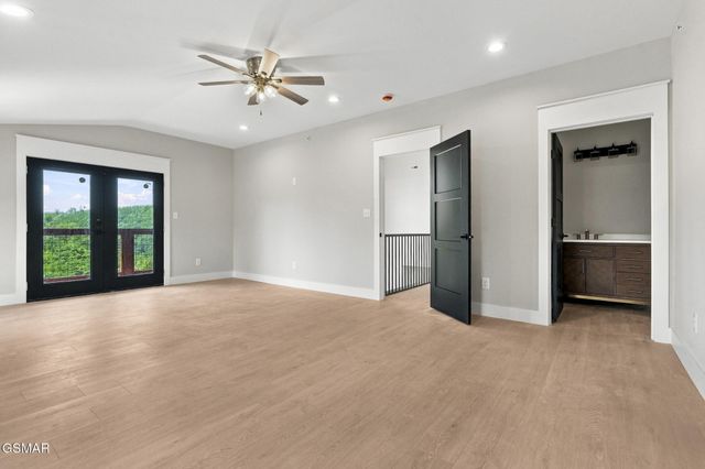 245 Brownsridge Road, Gatlinburg, TN 37738