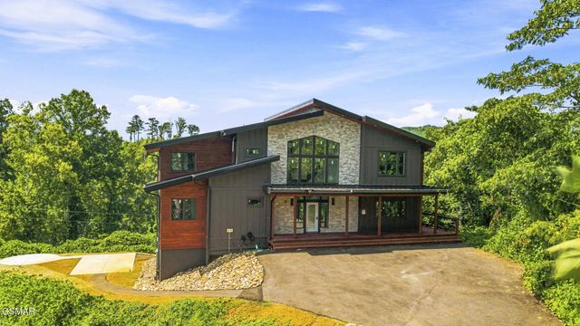 245 Brownsridge Road, Gatlinburg, TN 37738