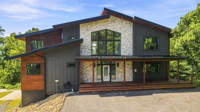 245 Brownsridge Road, Gatlinburg, TN 37738
