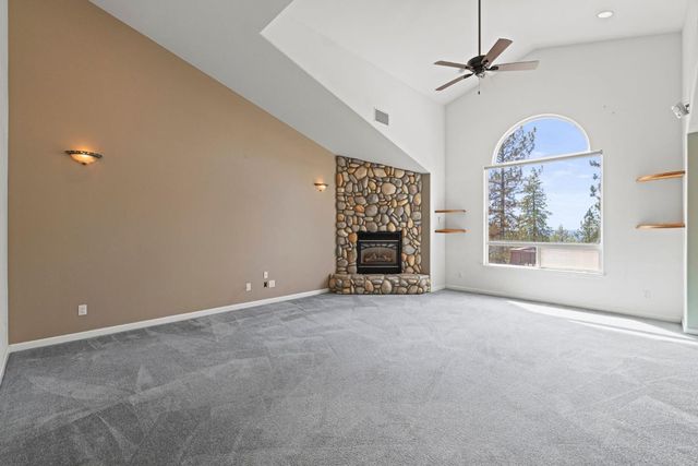 90 Edelweiss Lane, Applegate, CA 95703