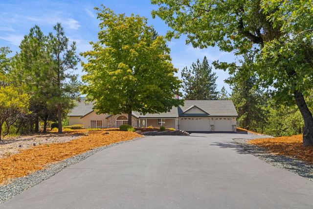 90 Edelweiss Lane, Applegate, CA 95703