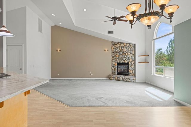 90 Edelweiss Lane, Applegate, CA 95703