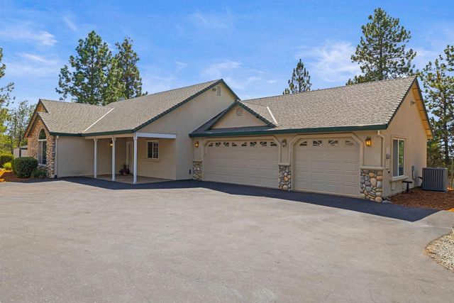 90 Edelweiss Lane, Applegate, CA 95703
