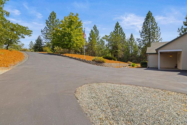 90 Edelweiss Lane, Applegate, CA 95703