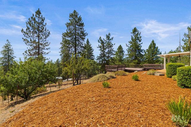 90 Edelweiss Lane, Applegate, CA 95703