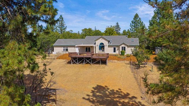 90 Edelweiss Lane, Applegate, CA 95703