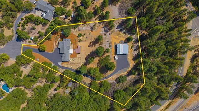 90 Edelweiss Lane, Applegate, CA 95703