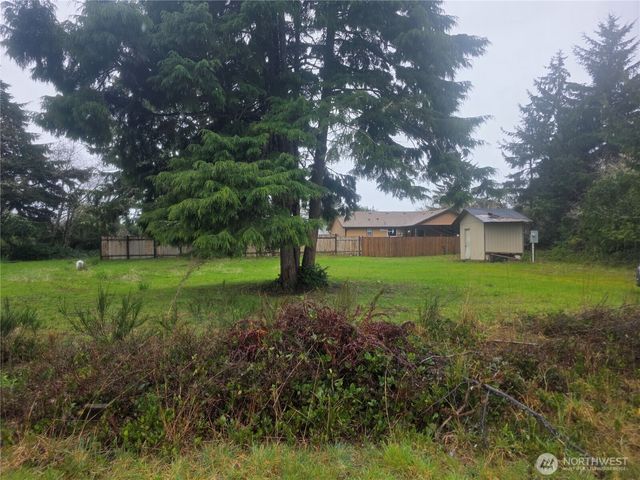 631 POINT BROWN Avenue SW, Ocean Shores, WA 98569