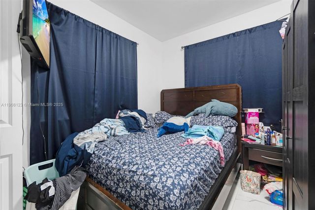 1131 SW 7th St, Miami, FL 33130