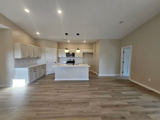 12502 W Northstar St, Maize, KS 67223