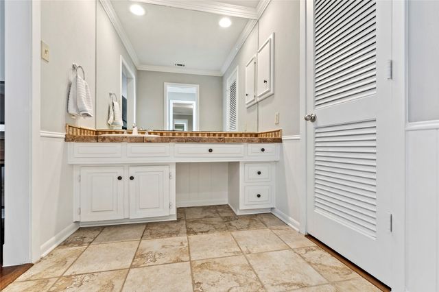 7116 Hunters Ridge Drive, Dallas, TX 75248