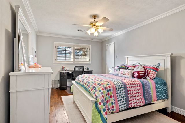 7116 Hunters Ridge Drive, Dallas, TX 75248