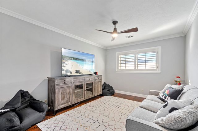 7116 Hunters Ridge Drive, Dallas, TX 75248