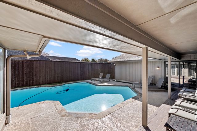 7116 Hunters Ridge Drive, Dallas, TX 75248