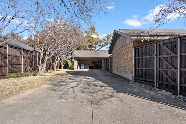 7116 Hunters Ridge Drive, Dallas, TX 75248