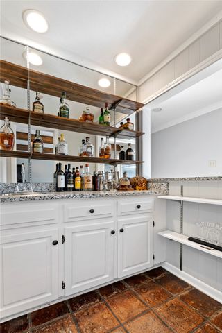 7116 Hunters Ridge Drive, Dallas, TX 75248