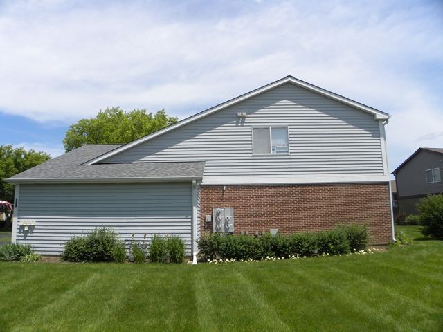 227 Brett Circle D, Wauconda, IL 60084