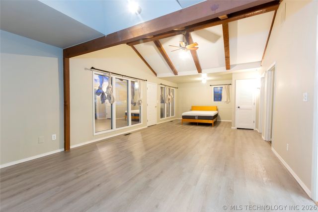 211 N State Street, Wagoner, OK 74467