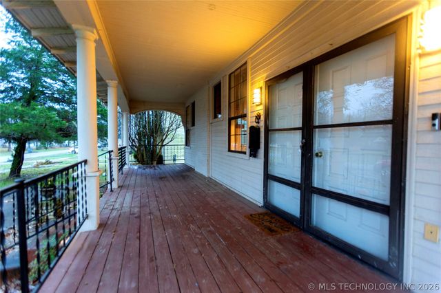 211 N State Street, Wagoner, OK 74467