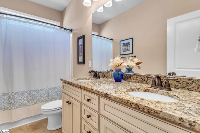 358 Tigers Eye Run, Duncan, SC 29334