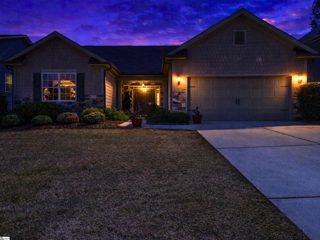 358 Tigers Eye Run, Duncan, SC 29334