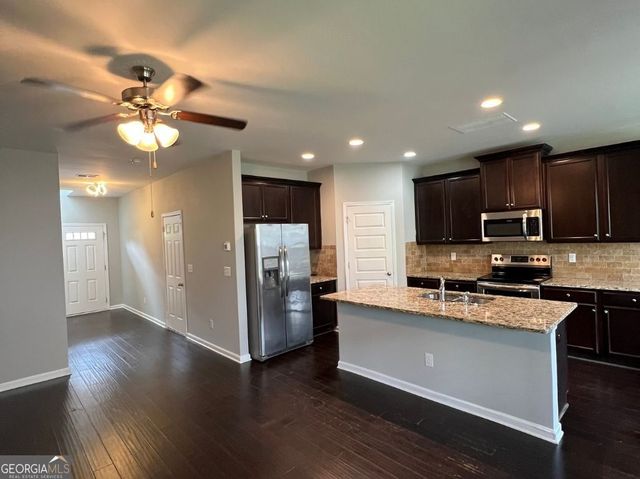 6006 Nile Court, Atlanta, GA 30349