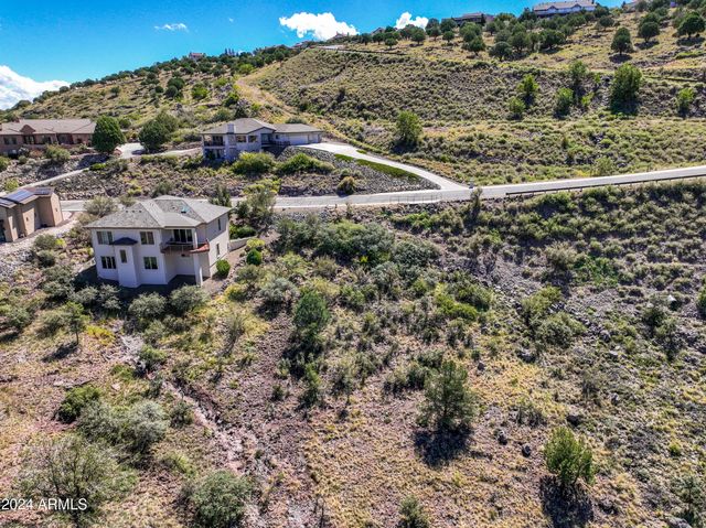 942 ROUGH DIAMOND Drive 90, Prescott, AZ 86301