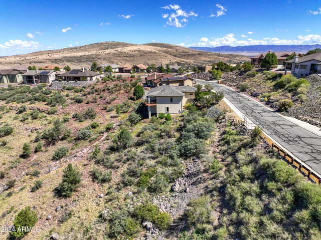 942 ROUGH DIAMOND Drive 90, Prescott, AZ 86301