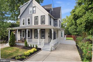 125 W COTTAGE AVE, Haddonfield, NJ 08033
