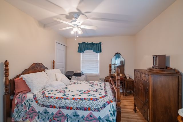 1114 N High St, Winchester, TN 37398