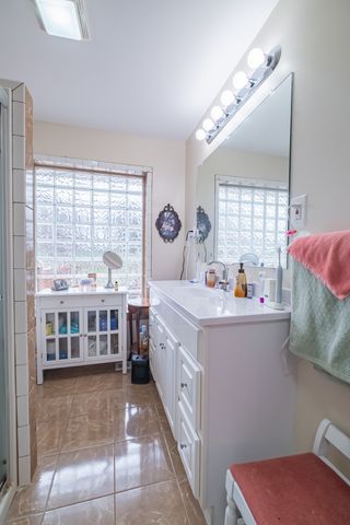 1114 N High St, Winchester, TN 37398