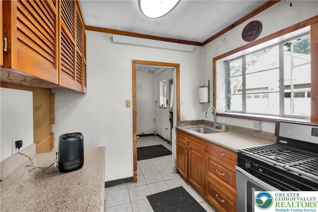2160 Wassergass Road, Lower Saucon Twp, PA 18055