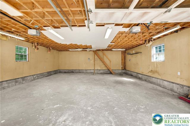 2160 Wassergass Road, Lower Saucon Twp, PA 18055