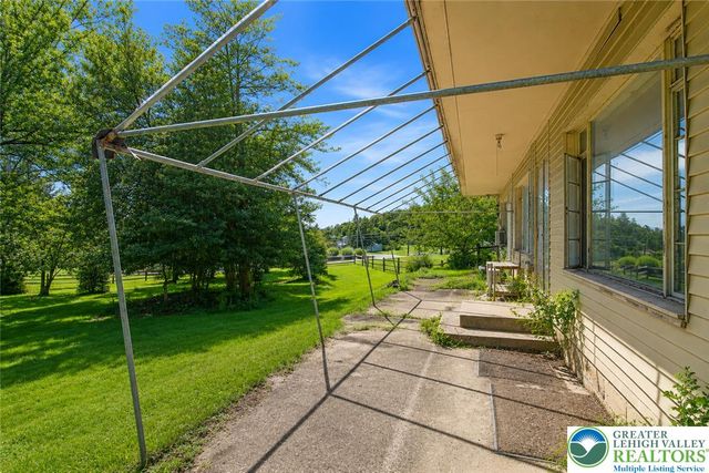 2160 Wassergass Road, Lower Saucon Twp, PA 18055