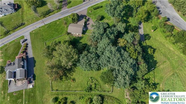 2160 Wassergass Road, Lower Saucon Twp, PA 18055