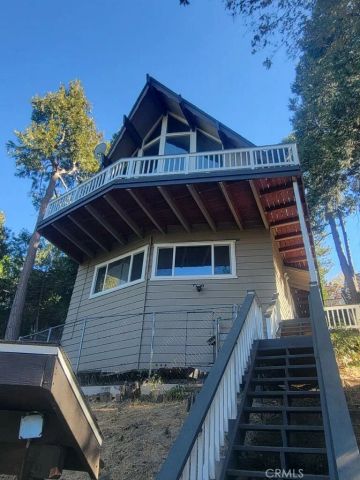 737 Bergschrund Drive, Crestline, CA 92325