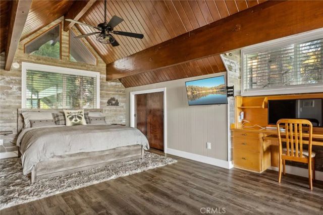 737 Bergschrund Drive, Crestline, CA 92325