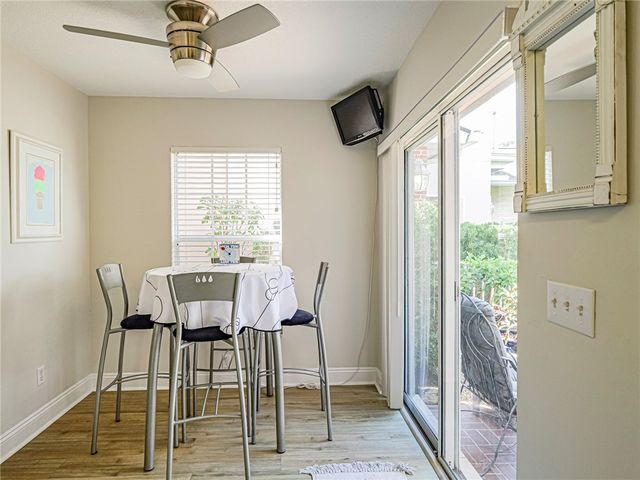 219 Park Shores Circle 219B, Vero Beach, FL 32963