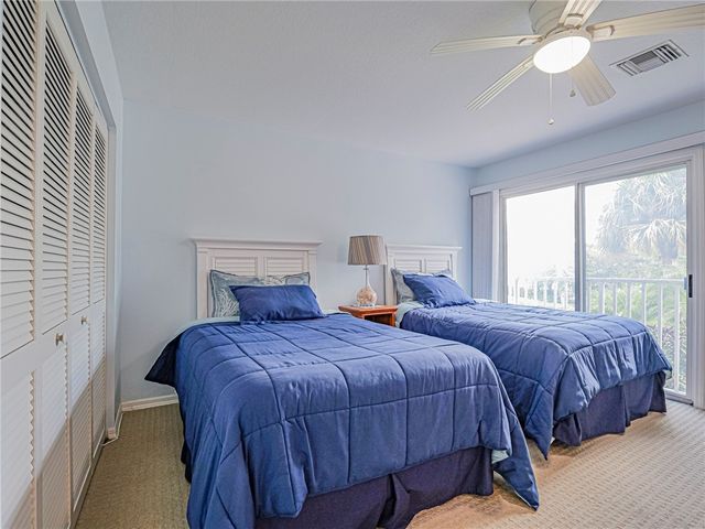 219 Park Shores Circle 219B, Vero Beach, FL 32963