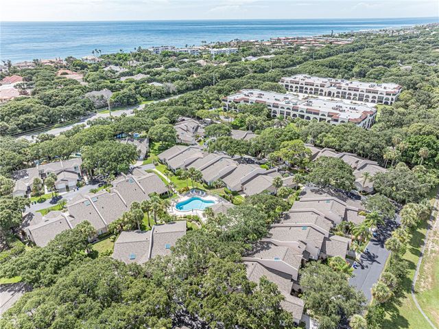 219 Park Shores Circle 219B, Vero Beach, FL 32963