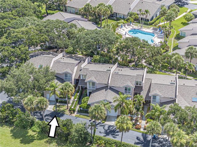 219 Park Shores Circle 219B, Vero Beach, FL 32963