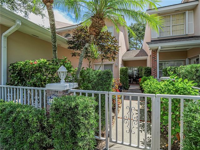 219 Park Shores Circle 219B, Vero Beach, FL 32963