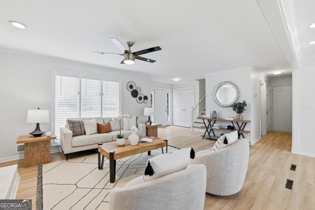 2511 Bechers Brook, Lawrenceville, GA 30043