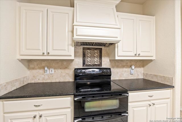 905 Deep Water, Spring Branch, TX 78070