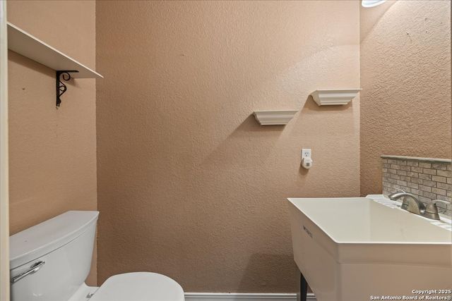 905 Deep Water, Spring Branch, TX 78070