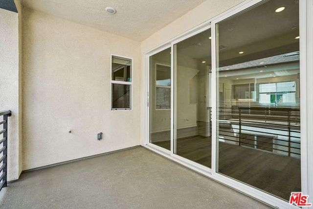 1687 Coral Sea Lane, Los Angeles, CA 90732